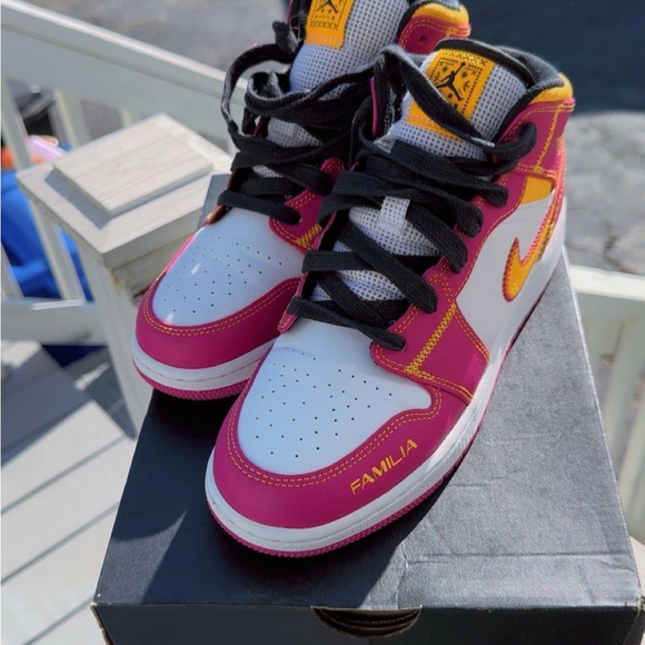 Nike Kids Fuchsia and Gold Sneakers